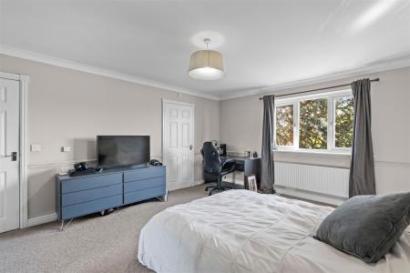 8 Valley Lane-33.jpg