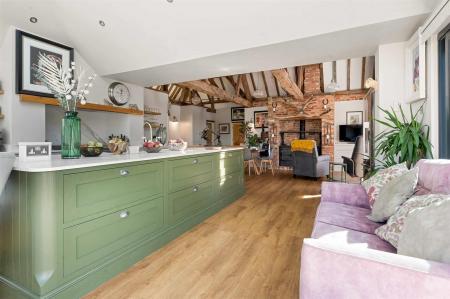 Yew Tree WEB PH-63.jpg