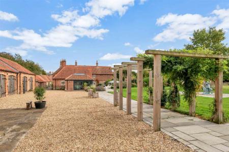 Yew Tree WEB PH-34.jpg