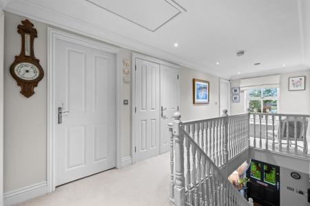 1 Whipling Close-18.jpg