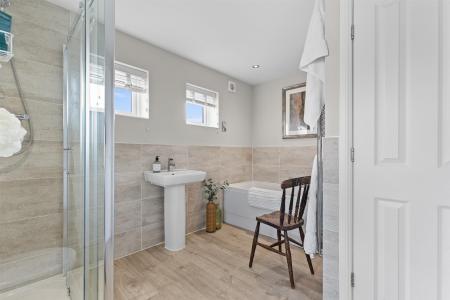 6 Dunsmore Avenue-25.jpg