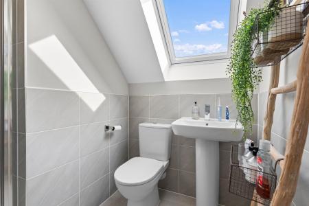 6 Dunsmore Avenue-34.jpg