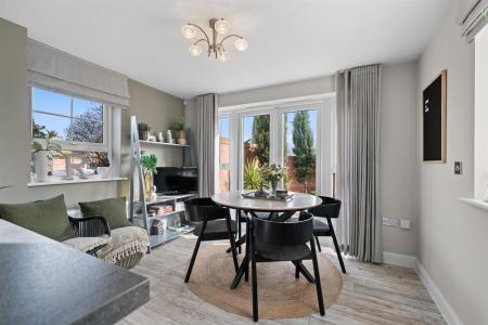 6 Dunsmore Avenue-06.jpg