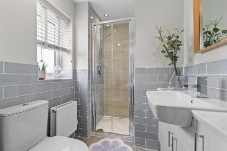 6 Dunsmore Avenue-16.jpg