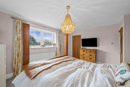 15 Main Street-23.jpg