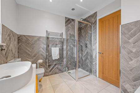 15 Main Street-28.jpg