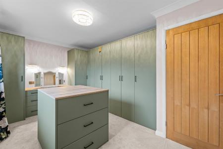 15 Main Street-27.jpg