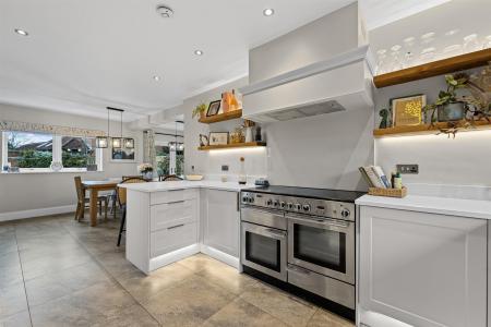 15 Main Street-05.jpg