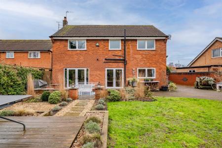 15 Main Street-07.jpg