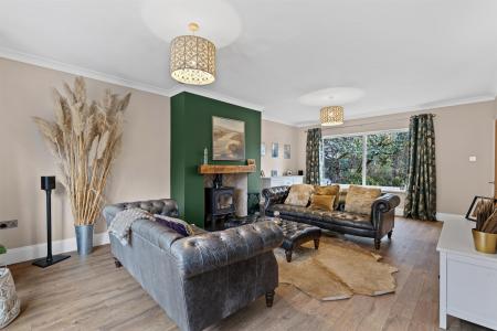 15 Main Street-15.jpg