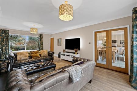 15 Main Street-13.jpg