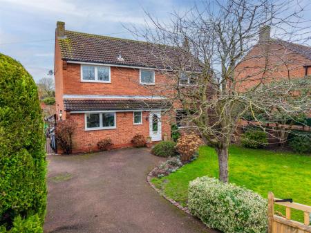 15 Main Street-14.jpg