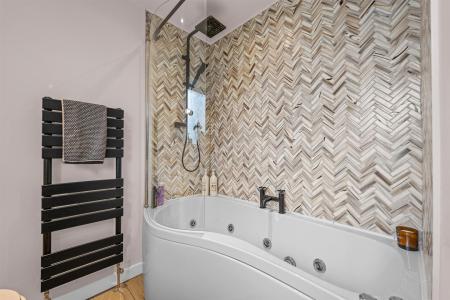 15 Main Street-20.jpg