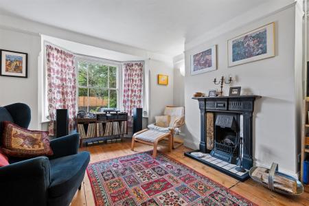 28 Main Street-13.jpg