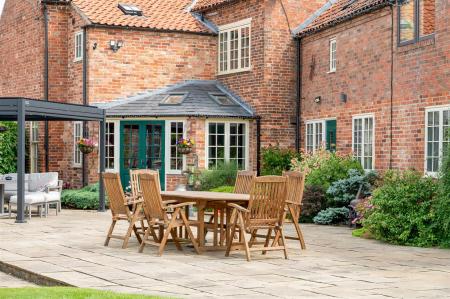 67 High Street WEB PH-18.jpg