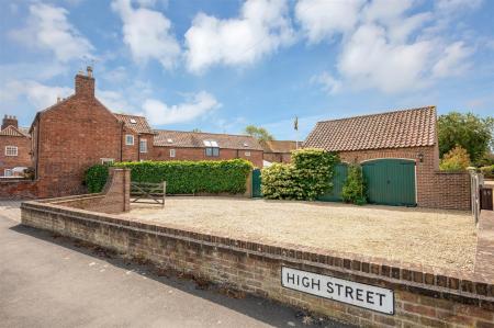 67 High Street WEB PH-9.jpg