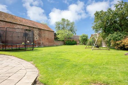 67 High Street WEB PH-13.jpg