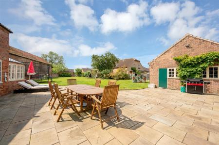 67 High Street WEB PH-25.jpg