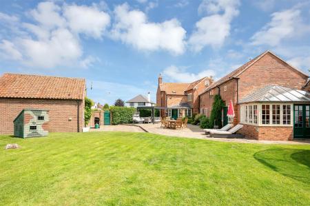 67 High Street WEB PH-16.jpg