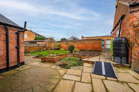 8 Newgate Street-3.jpg