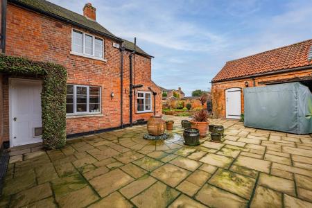 8 Newgate Street-1.jpg