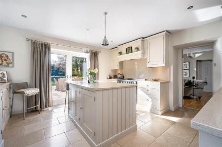 77 High Street WEB PH-59.jpg