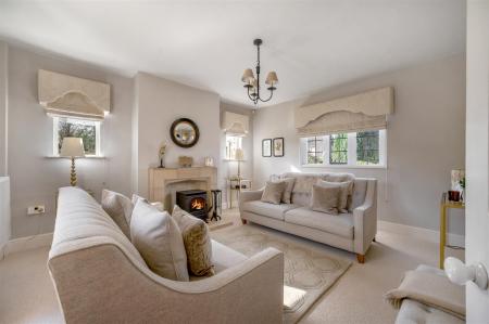 77 High Street WEB PH-92.jpg