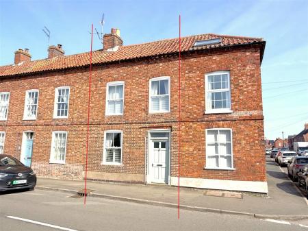 4 High Street Front copy.JPG