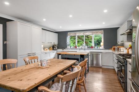 94 Grantham Road WEB PH-50.jpg