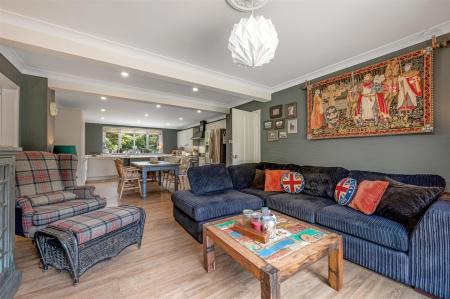 94 Grantham Road WEB PH-45.jpg