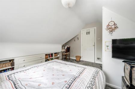 94 Grantham Road WEB PH-69.jpg