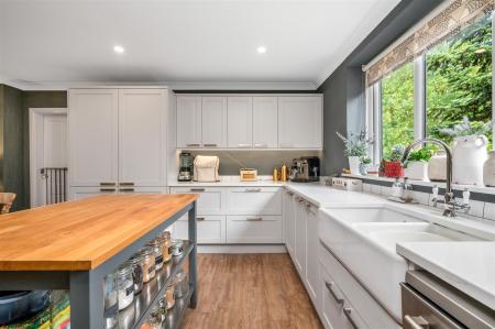 94 Grantham Road WEB PH-51.jpg