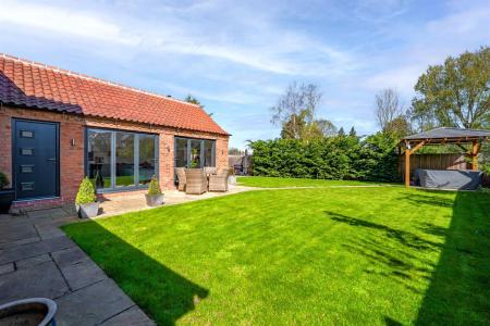 3 Green Lane-11.jpg