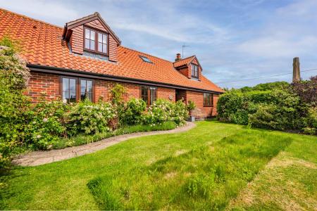 Lundy Cottage-8.jpg