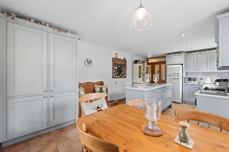 Lundy Cottage-16.jpg