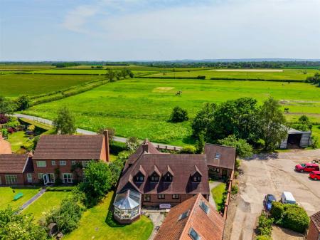 Willowby Grange-1.jpg