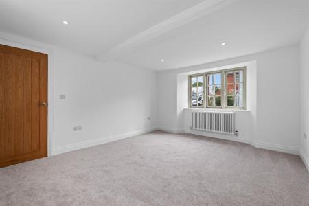 12 Castle View-24.jpg