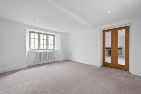 12 Castle View-23.jpg