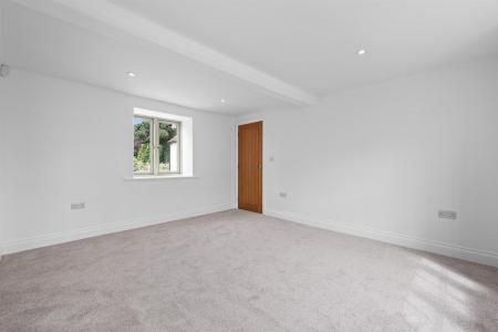 12 Castle View-21.jpg