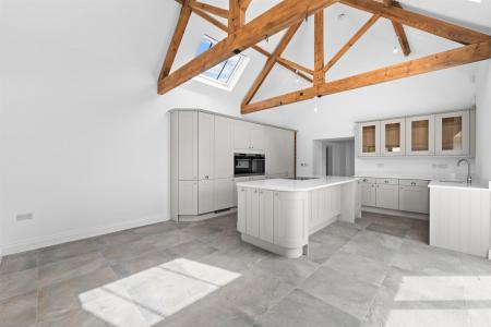 12 Castle View-10.jpg