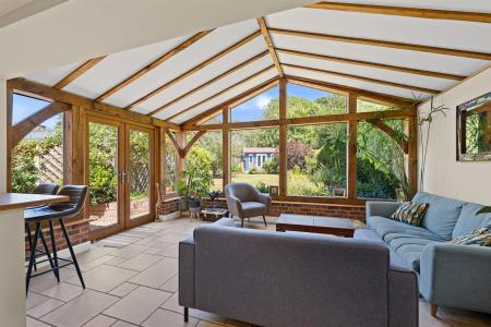 Riverside Cottage-12.jpg