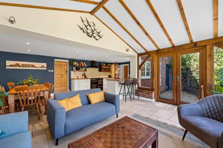 Riverside Cottage-05.jpg