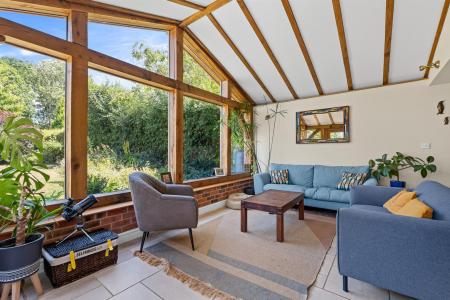 Riverside Cottage-06.jpg
