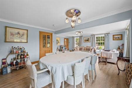 Meadows Farm House-17.jpg