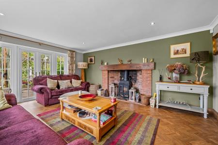 Meadows Farm House-14.jpg