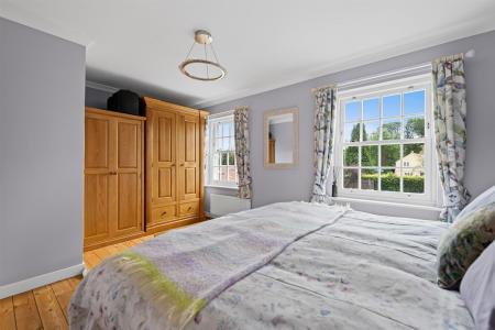 Meadows Farm House-38.jpg