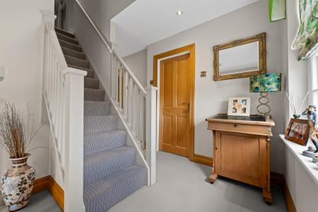 Meadows Farm House-20.jpg