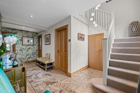 Meadows Farm House-04.jpg