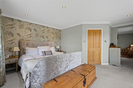 Meadows Farm House-30.jpg