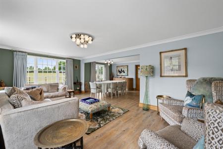 Meadows Farm House-19.jpg